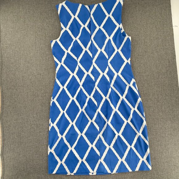 ALYX Sheath Dress Geometric Blue & White Sleeveless Boat Neck Size 8 Work Office - Picture 9 of 14